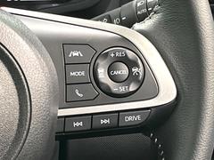 �ڥ졼�������롼������ȥ�����۹�®ƻϩ�Ǥ�Ĺ��Υ���Ԥ��ڤˡ�����ư��®�٤��ݤĥ��롼������ȥ����뤬�����ͷڸ������ƥ��Ϣ�Ȥ��������μ�ξ���Τ��Ƽִ֤��ݤĤ褦��®��Ĵ�ᤷ�Ƥ���ޤ����� 5