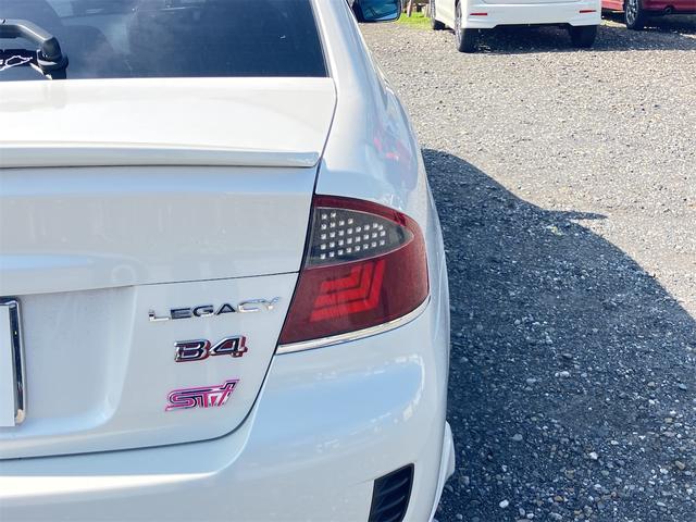 レガシィＢ４ ２．０ＧＴスペックＢ　４ＷＤ　ＥＴＣ　バックカメラ　アルミホイール　オートライト　ＨＩＤ　ＭＴ　スマートキー　電動格納ミラー　盗難防止システム　パワーシート　ＣＤ　ＭＤ　ＵＳＢ　ミュージックプレイヤー接続可（33枚目）