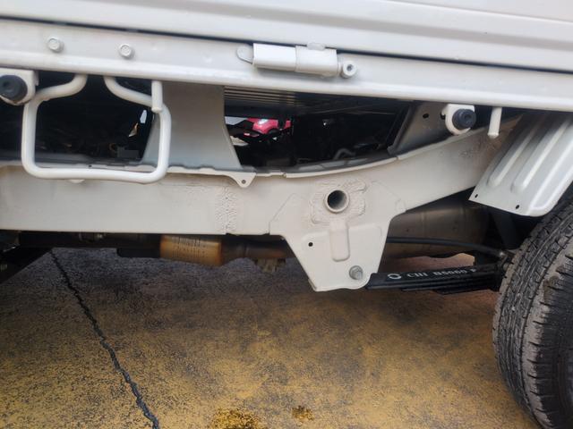 ハイゼットトラック ジャンボ　４ＷＤ　ＡＴ　エアコン　パワーステアリング　パワーウィンドウ　運転席エアバッグ　助手席エアバッグ　ＣＤ　ミュージックプレイヤー接続可（11枚目）