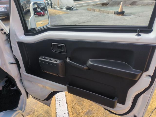 ハイゼットトラック ジャンボ　４ＷＤ　ＡＴ　エアコン　パワーステアリング　パワーウィンドウ　運転席エアバッグ　助手席エアバッグ　ＣＤ　ミュージックプレイヤー接続可（16枚目）