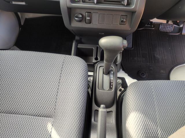 ハイゼットトラック ジャンボ　４ＷＤ　ＡＴ　エアコン　パワーステアリング　パワーウィンドウ　運転席エアバッグ　助手席エアバッグ　ＣＤ　ミュージックプレイヤー接続可（21枚目）