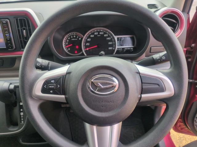 ブーン シルク　ＳＡＩＩ　バックカメラ　クリアランスソナー　衝突被害軽減システム　ＬＥＤヘッドランプ　スマートキー　アイドリングストップ　電動格納ミラー　ＣＶＴ　盗難防止システム　衝突安全ボディ　ベンチシート　ＡＢＳ　ＥＳＣ（2枚目）