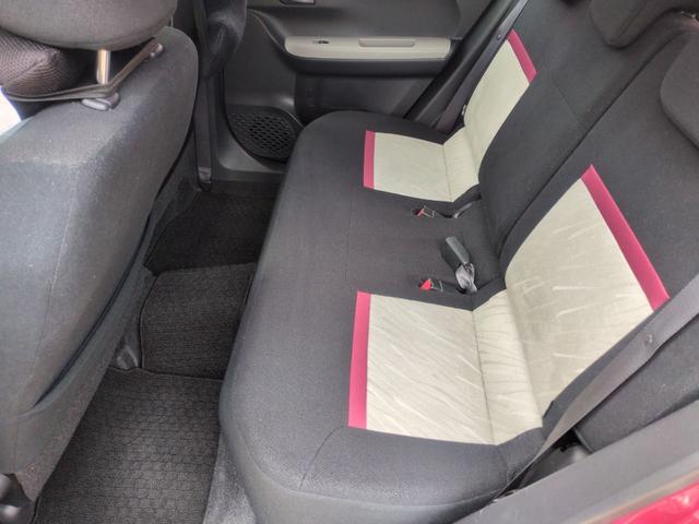 ブーン シルク　ＳＡＩＩ　バックカメラ　クリアランスソナー　衝突被害軽減システム　ＬＥＤヘッドランプ　スマートキー　アイドリングストップ　電動格納ミラー　ＣＶＴ　盗難防止システム　衝突安全ボディ　ベンチシート　ＡＢＳ　ＥＳＣ（10枚目）