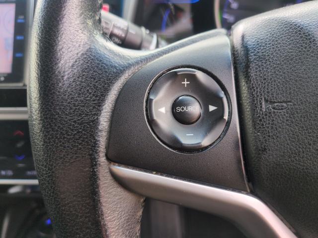 フィットハイブリッド Ｌパッケージ　ハイブリッド　ＥＴＣ　ＴＶ　オートクルーズコントロール　ＬＥＤヘッドランプ　スマートキー　電動格納ミラー　ＡＴ　盗難防止システム　衝突安全ボディ　ＡＢＳ　ＥＳＣ　エアコン　パワーステアリング（10枚目）