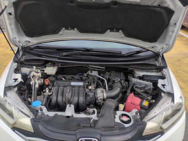 フィットハイブリッド Ｌパッケージ　ハイブリッド　ＥＴＣ　ＴＶ　オートクルーズコントロール　ＬＥＤヘッドランプ　スマートキー　電動格納ミラー　ＡＴ　盗難防止システム　衝突安全ボディ　ＡＢＳ　ＥＳＣ　エアコン　パワーステアリング（20枚目）