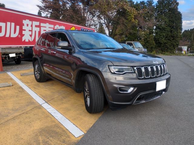 ジープ・グランドチェロキー リミテッド　ナビＴＶ　Ｓカメラ　Ｂｌｕｅｔｏｏｔｈ対応　メモリーナビ　Ｂカメ　ヒーター　パワーウィンドウ　盗難防止装置　Ｆカメラ　クルコン　電動シート　オートエアコン　オートライト　ＵＳＢ接続　パーキングアシスト（13枚目）