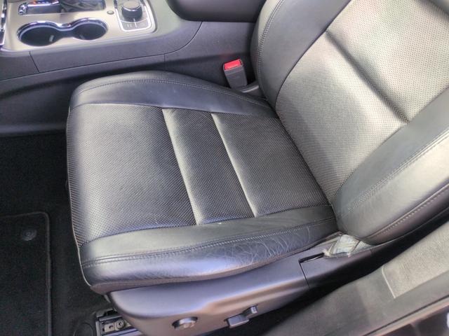 ジープ・グランドチェロキー リミテッド　ナビＴＶ　Ｓカメラ　Ｂｌｕｅｔｏｏｔｈ対応　メモリーナビ　Ｂカメ　ヒーター　パワーウィンドウ　盗難防止装置　Ｆカメラ　クルコン　電動シート　オートエアコン　オートライト　ＵＳＢ接続　パーキングアシスト（39枚目）