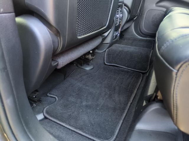 ジープ・グランドチェロキー リミテッド　ナビＴＶ　Ｓカメラ　Ｂｌｕｅｔｏｏｔｈ対応　メモリーナビ　Ｂカメ　ヒーター　パワーウィンドウ　盗難防止装置　Ｆカメラ　クルコン　電動シート　オートエアコン　オートライト　ＵＳＢ接続　パーキングアシスト（43枚目）