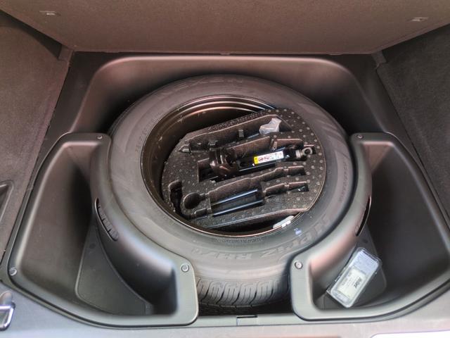 ジープ・グランドチェロキー リミテッド　ナビＴＶ　Ｓカメラ　Ｂｌｕｅｔｏｏｔｈ対応　メモリーナビ　Ｂカメ　ヒーター　パワーウィンドウ　盗難防止装置　Ｆカメラ　クルコン　電動シート　オートエアコン　オートライト　ＵＳＢ接続　パーキングアシスト（55枚目）