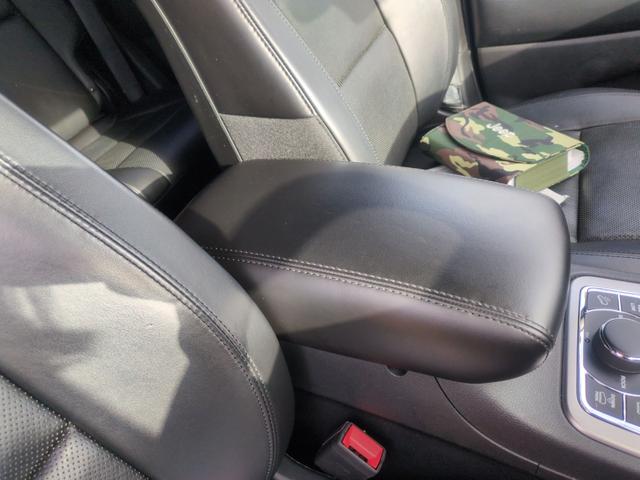 ジープ・グランドチェロキー リミテッド　ナビＴＶ　Ｓカメラ　Ｂｌｕｅｔｏｏｔｈ対応　メモリーナビ　Ｂカメ　ヒーター　パワーウィンドウ　盗難防止装置　Ｆカメラ　クルコン　電動シート　オートエアコン　オートライト　ＵＳＢ接続　パーキングアシスト（58枚目）