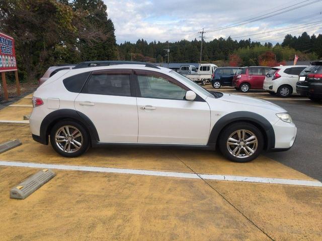 ＸＶ １．５ｉ　ドライブレコーダー　ＥＴＣ　バックカメラ　パワーシート　ナビ　ＴＶ　ＨＩＤ　スマートキー　電動格納ミラー　盗難防止システム　衝突安全ボディ　ＣＤ　ＤＶＤ再生　ＡＢＳ　エアコン　Ｔベルト交換済（14枚目）