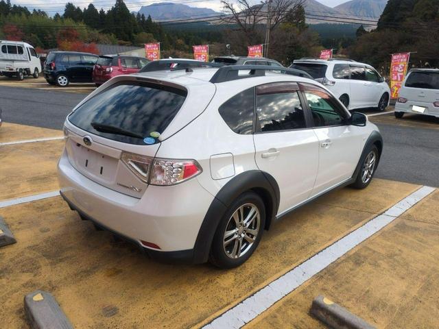 ＸＶ １．５ｉ　ドライブレコーダー　ＥＴＣ　バックカメラ　パワーシート　ナビ　ＴＶ　ＨＩＤ　スマートキー　電動格納ミラー　盗難防止システム　衝突安全ボディ　ＣＤ　ＤＶＤ再生　ＡＢＳ　エアコン　Ｔベルト交換済（15枚目）