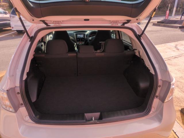 ＸＶ １．５ｉ　ドライブレコーダー　ＥＴＣ　バックカメラ　パワーシート　ナビ　ＴＶ　ＨＩＤ　スマートキー　電動格納ミラー　盗難防止システム　衝突安全ボディ　ＣＤ　ＤＶＤ再生　ＡＢＳ　エアコン　Ｔベルト交換済（19枚目）