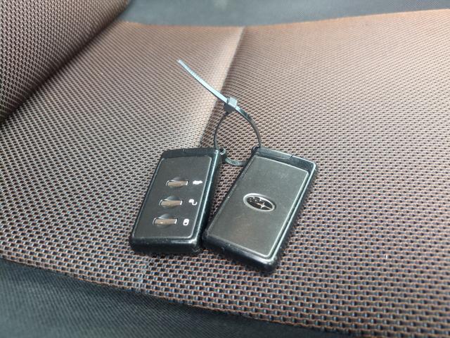 ＸＶ １．５ｉ　ドライブレコーダー　ＥＴＣ　バックカメラ　パワーシート　ナビ　ＴＶ　ＨＩＤ　スマートキー　電動格納ミラー　盗難防止システム　衝突安全ボディ　ＣＤ　ＤＶＤ再生　ＡＢＳ　エアコン　Ｔベルト交換済（26枚目）