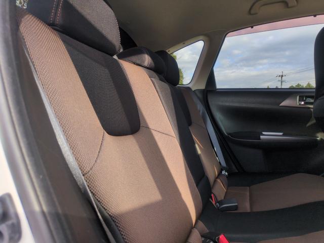 ＸＶ １．５ｉ　ドライブレコーダー　ＥＴＣ　バックカメラ　パワーシート　ナビ　ＴＶ　ＨＩＤ　スマートキー　電動格納ミラー　盗難防止システム　衝突安全ボディ　ＣＤ　ＤＶＤ再生　ＡＢＳ　エアコン　Ｔベルト交換済（56枚目）