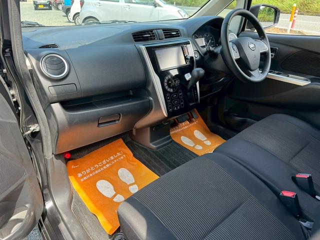 デイズ ハイウェイスター　Ｇターボ　衝突被害軽減ブレーキ　純正ＳＤナビ　Ｂｌｕｅｔｏｏｔｈ　フルセグ　ＤＶＤ再生　アラウンドビューモニター　スマートキー　プッシュスタート　電動格納ミラー　ディスチャージヘッドライト　フォグランプ　禁煙車（14枚目）