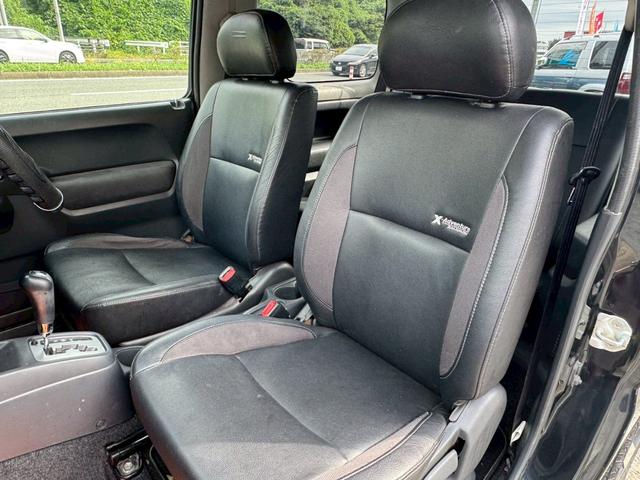 ジムニー クロスアドベンチャーＸＣ　８型ＡＴ　４ＷＤ　ターボ　ハーフレザーシート　キーレスエントリー　ＥＴＣ　ヘッドライトレベライザー　Ｄｅｆｉブーストメーター　シートヒーター　ルーフキャリア　フォグランプ　ドアバイザー　電動格納ミラー（16枚目）
