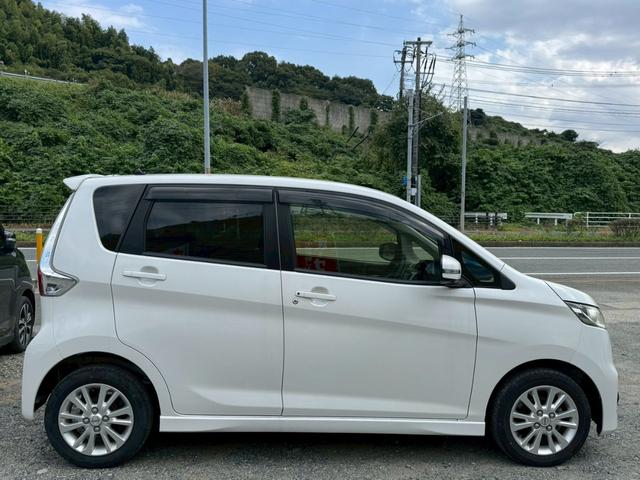 デイズ ハイウェイスターＸ　Ｖセレクション＋セーフティＩＩ　ワンオーナー　衝突被害軽減ブレーキ　純正ＳＤナビ　フルセグ　アラウンドビューモニター　アイドリングストップ　スマートキー　プッシュスタート　横滑り防止機能　フォグ　純正エアロ・アルミ　禁煙車　記録簿（7枚目）