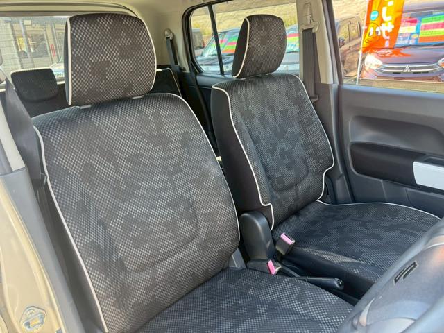 運転席廻りです☆小郡車輌ってどんなお店なの？！ってかたは口コミをチェックしてみてください☆当社ユーザー様より生のお言葉を掲載させて頂いております☆お店選びのお手伝いになれば幸いです！