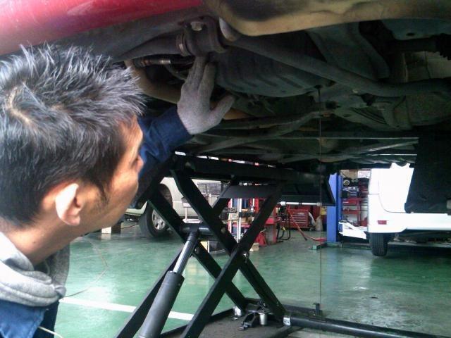 お客様立会いでお見積り作成し、現車確認しながらのご説明をさせて頂いてます♪