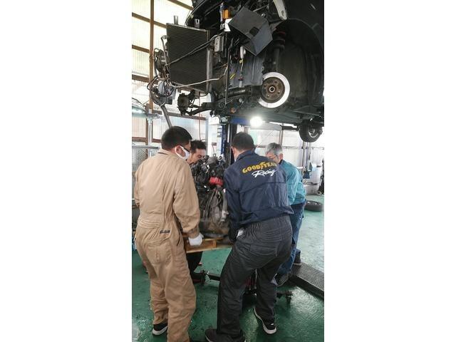 ハイゼットカーゴ スペシャル　ハイルーフ　４人乗　ドライブレコーダー　集中ドアロック　両側スライドドア　ヘッドライトレベライザー　エアコン　パワステ　ダブルエアバッグ　フルフラットシート　ドアバイザー　禁煙車　定期点検記録簿（9枚目）