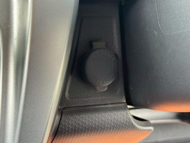 ハスラー Ｇ　衝突被害軽減ブレーキ　純正スマホ連携ナビ　ＴＶ　Ｂｌｕｅｔｏｏｔｈ　バックカメラ　シートヒーター　アイドリングストップ　スマートキー×２　プッシュスタート　横滑り防止機能　電格ミラー　禁煙車　記録簿（13枚目）