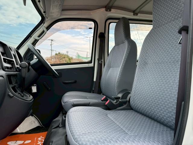 ����ȃV�[�g�ł����傫�ȉ���������A�Y��ɕۂ��Ă���܂��������@�ւł��z���̂��q�l�͍Ŋ�̉w�܂ł��}���ɏオ��܂��B���Ԃł��z���̍ۂ́A�����C���^�[����P�O�����x�ƂȂ�܂��I�I