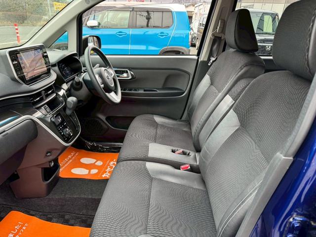 ムーヴ カスタム　Ｘ　ハイパーＳＡＩＩ　衝突被害軽減ブレーキ　純正８インチＳＤナビ　フルセグ　Ｂｌｕｅｔｏｏｔｈ　ＤＶＤ再生　ＨＤＭＩ接続　ＥＴＣ　ハーフレザーシート　アイドリングストップ　ＬＥＤライト　ＬＥＤフォグ　電格ミラー　禁煙車（17枚目）