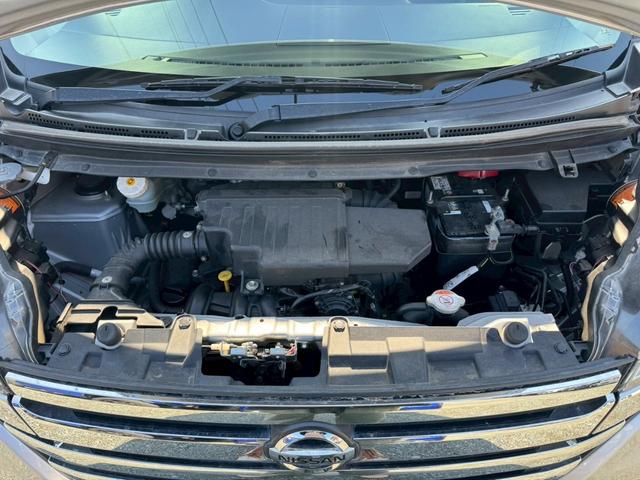 デイズルークス ハイウェイスター　Ｘ　Ｇパッケージ　ワンオーナー　両側電動スライドドア　アラウンドビューモニター　純正オーディオ　外部入力　バックカメラ　スマートキー×２　プッシュスタート　ＨＩＤライト　フォグ　アイドリングストップ　禁煙車　記録簿（19枚目）