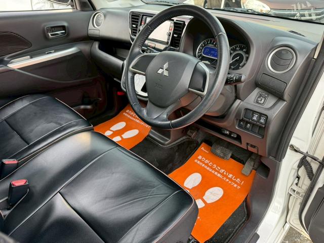 �n���h���C����������[�^�[������������肵�Ă���܂����K���X���L�����E���ǍD�ŉ^�]���₷���R���f�B�V�����ɂȂ��Ă���܂����ቿ�i�Ԃł����M�������Ă��͂����܂�����