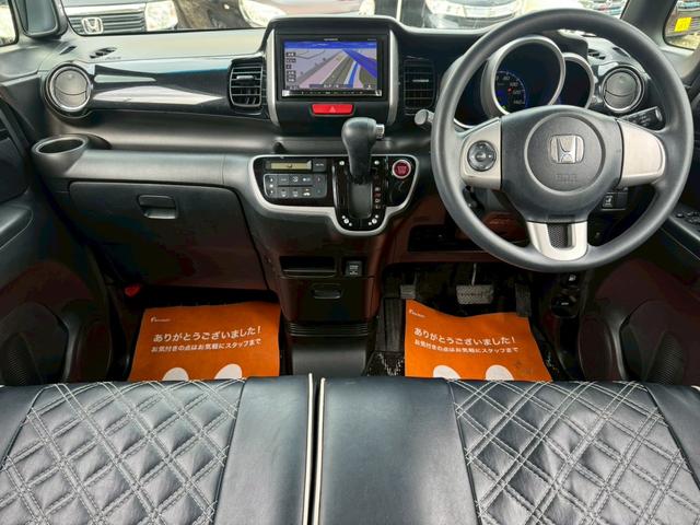 Ｎ－ＢＯＸカスタム Ｇ・Ｌパッケージ　電動スライドドア　社外メモリーナビ　ＴＶ　ミュージックサーバー　ＥＴＣ　シートカバー　スマートキー　プッシュスタート　ディスチャージヘッドライト　フォグランプ　純正１４ＡＷ　禁煙車　記録簿　取扱説明書（3枚目）