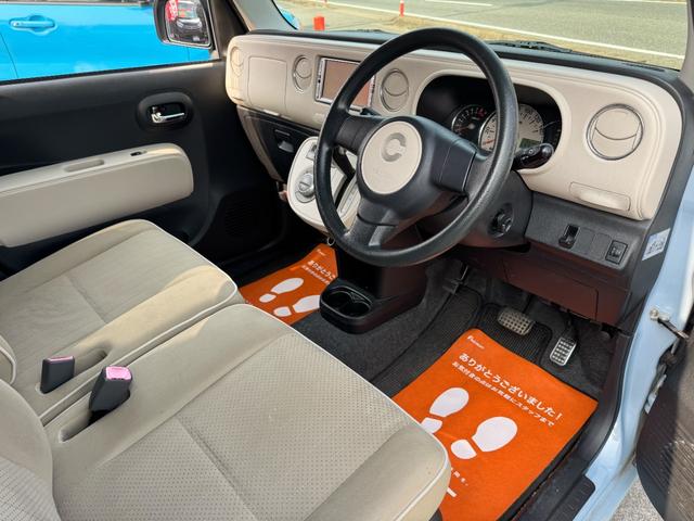 �n���h���C����������[�^�[������������肵�Ă���܂����K���X���L�����E���ǍD�ŉ^�]���₷���R���f�B�V�����ɂȂ��Ă���܂����ቿ�i�Ԃł����M�������Ă��͂����܂�����