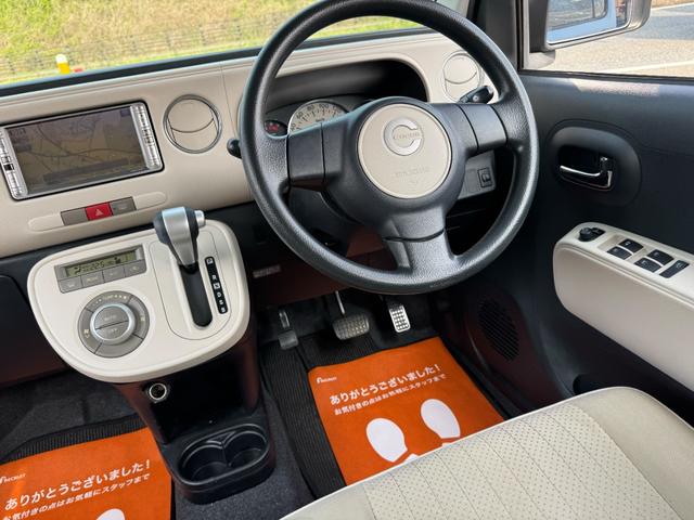 �n���h���C����������[�^�[������������肵�Ă���܂����K���X���L�����E���ǍD�ŉ^�]���₷���R���f�B�V�����ɂȂ��Ă���܂����ቿ�i�Ԃł����M�������Ă��͂����܂�����