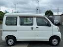 横から☆当店は全国販売、納車(店頭契約)を自信もって行っております。お車を自社便もしくは提携陸送会社にてご自宅までお届けします。納車場所を教えて頂ければ陸送費及び他府県登録費用をお見積りいたします☆