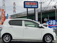 横から☆当店は全国販売、納車（店頭契約）を自信もって行っております。お車を自社便もしくは提携陸送会社にてご自宅までお届けします。納車場所を教えて頂ければ陸送費及び他府県登録費用をお見積りいたします☆ 4