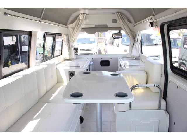 ハイエースバン ＲＶビックフット　スウィング４．７ｎ　２．８ＤＴ　４ＷＤ　キャンピングカー　シンク　冷蔵庫　ＦＦヒーター　電子レンジ　１５００Ｗインバーター　コロナ製冷風機　ツインサブバッテリー　走行充電　外部充電　マックスファン　床下収納　１オーナー車（2枚目）