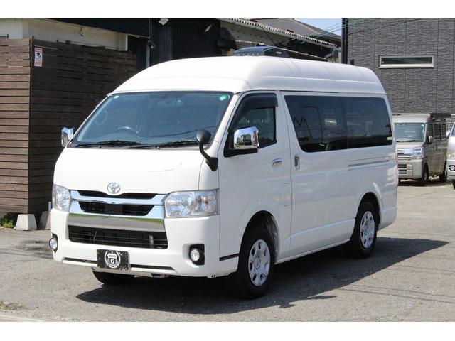 ハイエースバン ＲＶビックフット　スウィング４．７ｎ　２．８ＤＴ　４ＷＤ　キャンピングカー　シンク　冷蔵庫　ＦＦヒーター　電子レンジ　１５００Ｗインバーター　コロナ製冷風機　ツインサブバッテリー　走行充電　外部充電　マックスファン　床下収納　１オーナー車（25枚目）