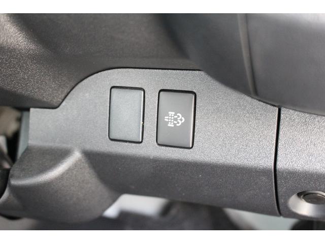 ハイエースバン ＲＶビックフット　スウィング４．７ｎ　２．８ＤＴ　４ＷＤ　キャンピングカー　シンク　冷蔵庫　ＦＦヒーター　電子レンジ　１５００Ｗインバーター　コロナ製冷風機　ツインサブバッテリー　走行充電　外部充電　マックスファン　床下収納　１オーナー車（44枚目）