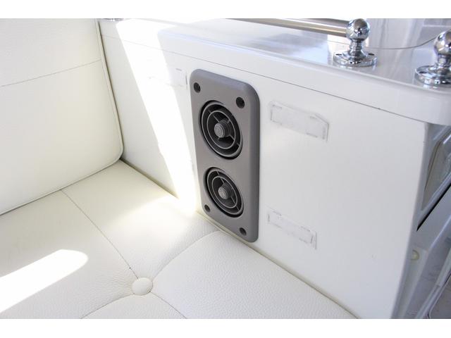 ハイエースバン ＲＶビックフット　スウィング４．７ｎ　２．８ＤＴ　４ＷＤ　キャンピングカー　シンク　冷蔵庫　ＦＦヒーター　電子レンジ　１５００Ｗインバーター　コロナ製冷風機　ツインサブバッテリー　走行充電　外部充電　マックスファン　床下収納　１オーナー車（56枚目）