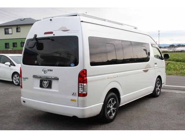 ハイエースバン ＲＶビックフット　リトルノオクタービアＭ　ＦＦヒーター　１５００Ｗインバーター　冷蔵庫　ソーラーパネル（２枚）　シンク　ＩＨコンロ　レンジ　ツインサブＢＴ　走行充電　外部充電　マックスファン　フリップダウンモニター　リアスピーカー　１オーナー（20枚目）