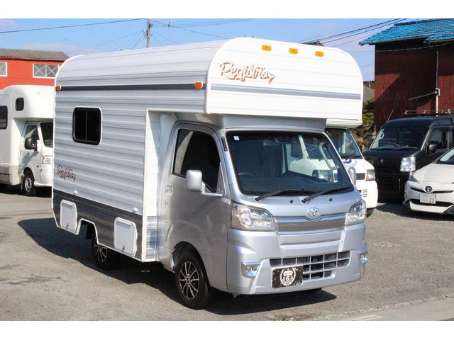 ピクシストラック ミスティック　レジストロ　ＳＡＩＩＩｔ　ＦＦヒーター　サブバッテリー　ルーフベント　走行充電　外部充電　シンク　ＩＨクッキングヒーター　給排水１９Ｌポリタンク　ナビ　バックカメラ　ＥＴＣ　スタビライザー　８ナンバー普通車登録（17枚目）