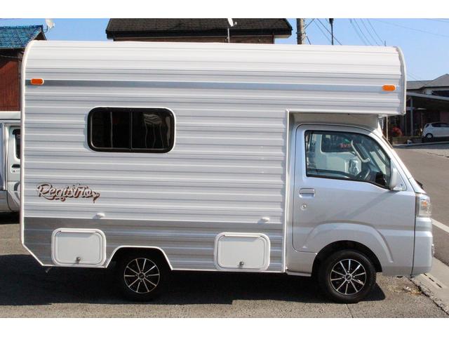 ピクシストラック ミスティック　レジストロ　ＳＡＩＩＩｔ　ＦＦヒーター　サブバッテリー　ルーフベント　走行充電　外部充電　シンク　ＩＨクッキングヒーター　給排水１９Ｌポリタンク　ナビ　バックカメラ　ＥＴＣ　スタビライザー　８ナンバー普通車登録（23枚目）