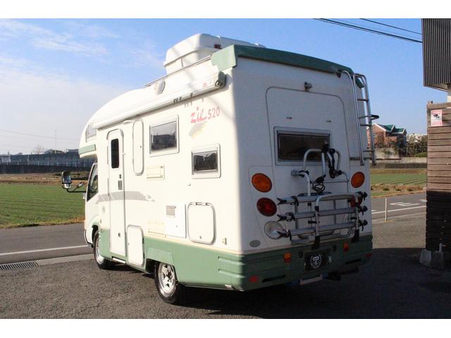 カムロード バンテック　ジル５２０　４ＷＤ　ウィンドウエアコン　ＦＦヒーター　トイレ　シャワー　温水ボイラー　３ＷＡＹ冷蔵庫　サブバッテリー　走行充電　外部充電　架装部ＴＶ　ルーフベント　オーニング　サイクルキャリア　走行用リアクーラー（26枚目）