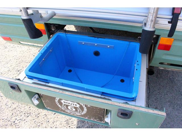 カムロード バンテック　ジル５２０　４ＷＤ　ウィンドウエアコン　ＦＦヒーター　トイレ　シャワー　温水ボイラー　３ＷＡＹ冷蔵庫　サブバッテリー　走行充電　外部充電　架装部ＴＶ　ルーフベント　オーニング　サイクルキャリア　走行用リアクーラー（29枚目）