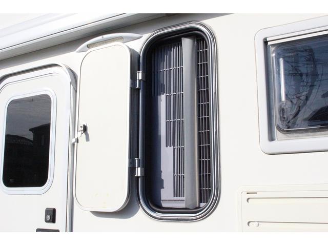 カムロード バンテック　ジル５２０　４ＷＤ　ウィンドウエアコン　ＦＦヒーター　トイレ　シャワー　温水ボイラー　３ＷＡＹ冷蔵庫　サブバッテリー　走行充電　外部充電　架装部ＴＶ　ルーフベント　オーニング　サイクルキャリア　走行用リアクーラー（36枚目）