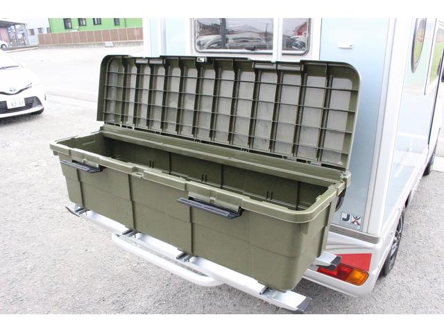 ＮＴ１００クリッパートラック スリーセブン　インディ７２７　１２Ｖクーラー　新品２００Ａｈリチウムバッテリー　ＦＦヒーター　新品走行充電器　新品外部充電器　新品フレキシブルソーラーパネル　シンク　リアスピーカー　前後ドライブレコーダー　ポップアップルーフ車（35枚目）
