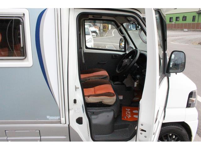 ＮＴ１００クリッパートラック スリーセブン　インディ７２７　１２Ｖクーラー　新品２００Ａｈリチウムバッテリー　ＦＦヒーター　新品走行充電器　新品外部充電器　新品フレキシブルソーラーパネル　シンク　リアスピーカー　前後ドライブレコーダー　ポップアップルーフ車（43枚目）