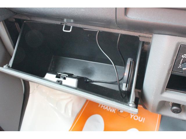 ＮＴ１００クリッパートラック スリーセブン　インディ７２７　１２Ｖクーラー　新品２００Ａｈリチウムバッテリー　ＦＦヒーター　新品走行充電器　新品外部充電器　新品フレキシブルソーラーパネル　シンク　リアスピーカー　前後ドライブレコーダー　ポップアップルーフ車（49枚目）