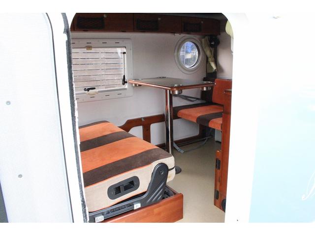 ＮＴ１００クリッパートラック スリーセブン　インディ７２７　１２Ｖクーラー　新品２００Ａｈリチウムバッテリー　ＦＦヒーター　新品走行充電器　新品外部充電器　新品フレキシブルソーラーパネル　シンク　リアスピーカー　前後ドライブレコーダー　ポップアップルーフ車（52枚目）