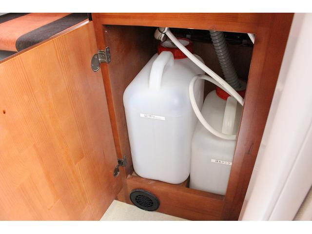 ＮＴ１００クリッパートラック スリーセブン　インディ７２７　１２Ｖクーラー　新品２００Ａｈリチウムバッテリー　ＦＦヒーター　新品走行充電器　新品外部充電器　新品フレキシブルソーラーパネル　シンク　リアスピーカー　前後ドライブレコーダー　ポップアップルーフ車（58枚目）